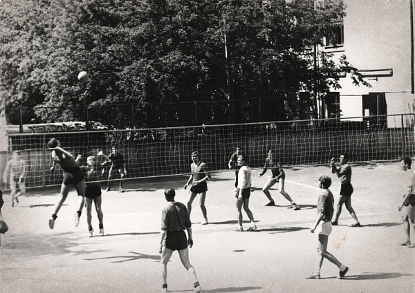 Прорыв волейбола и стихийная массовость